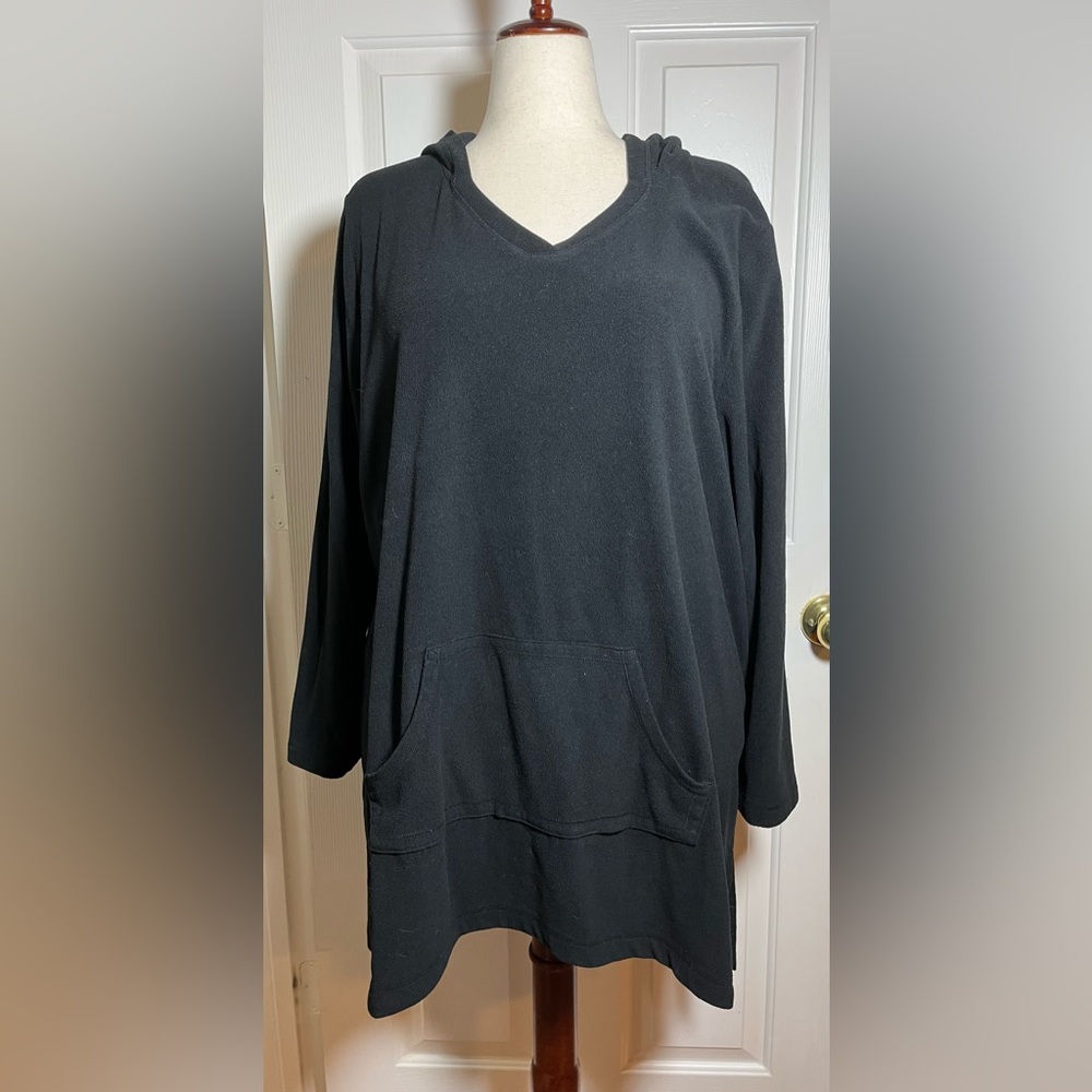 Catherines Women’s Black Hoodie